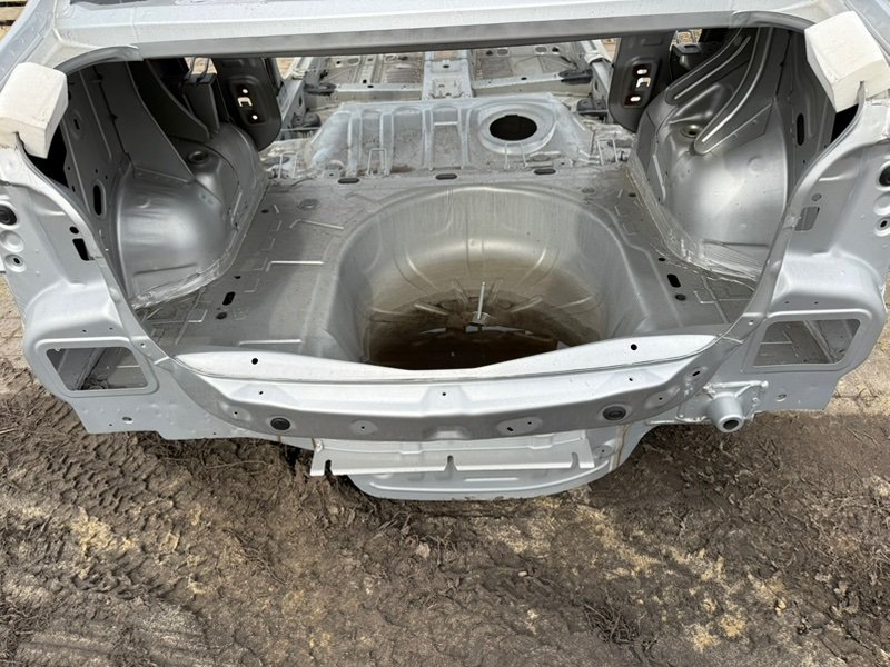 Задняя панель