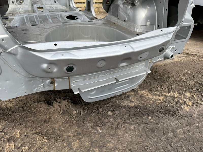 Задняя панель