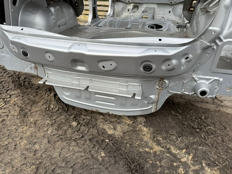 Задняя панель