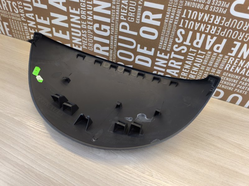 Накладка щитка приборов