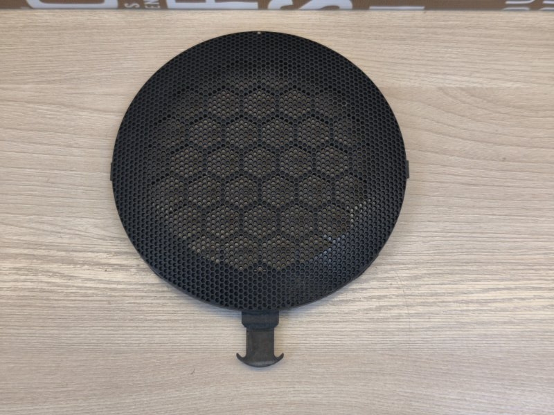 Крышка динамика