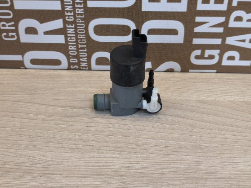 Моторчик бачка омывателя