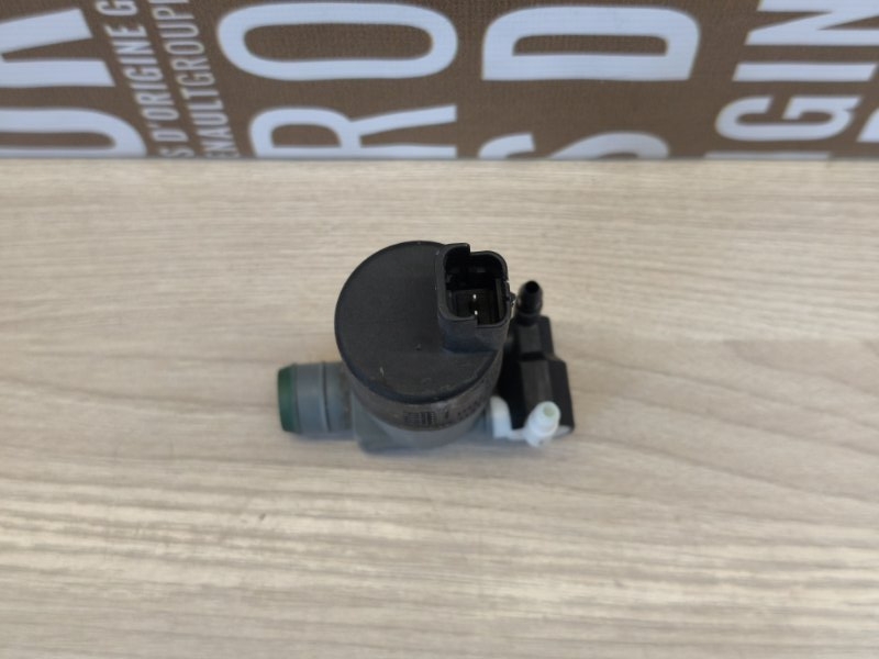 Моторчик бачка омывателя