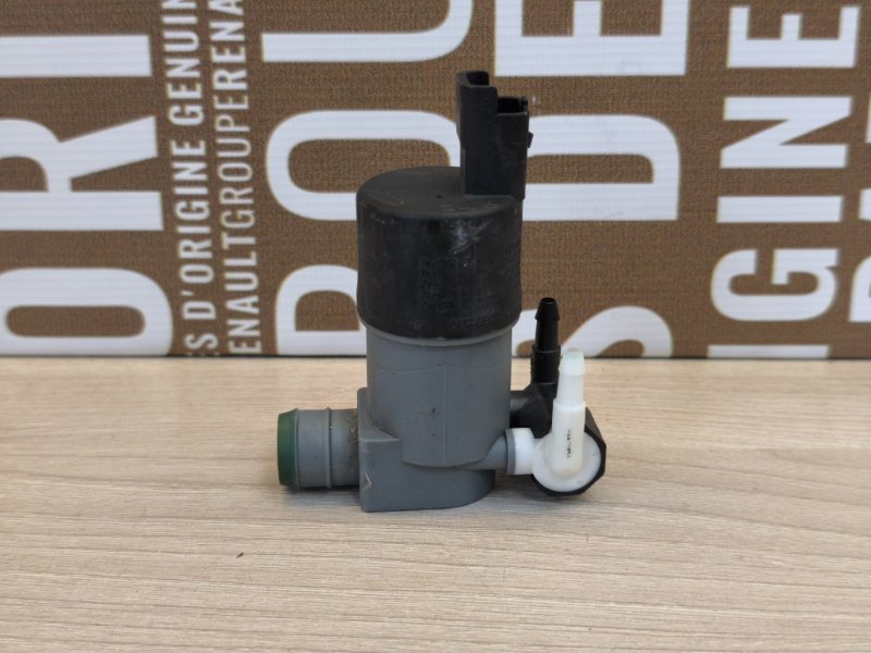 Моторчик бачка омывателя