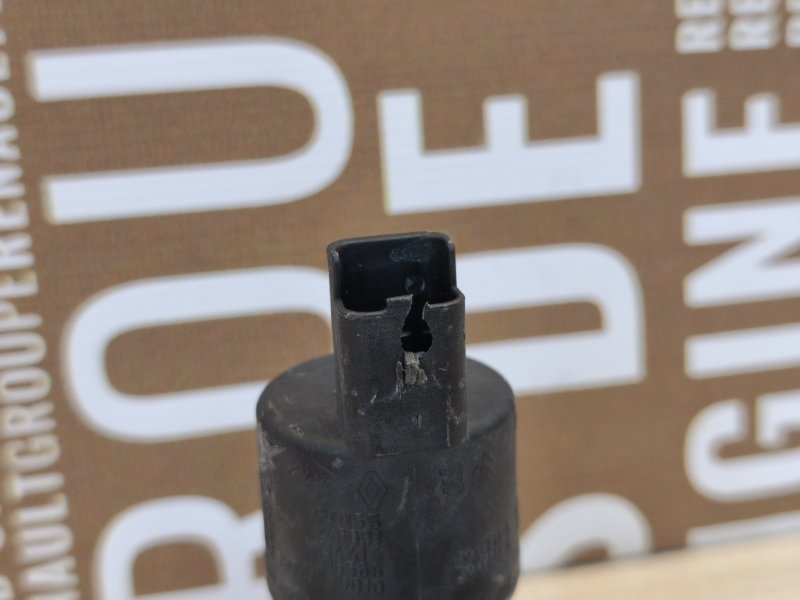 Моторчик бачка омывателя