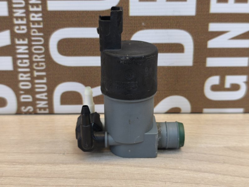 Моторчик бачка омывателя