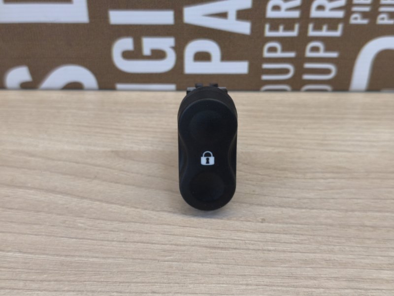 Кнопка стеклоподъемника