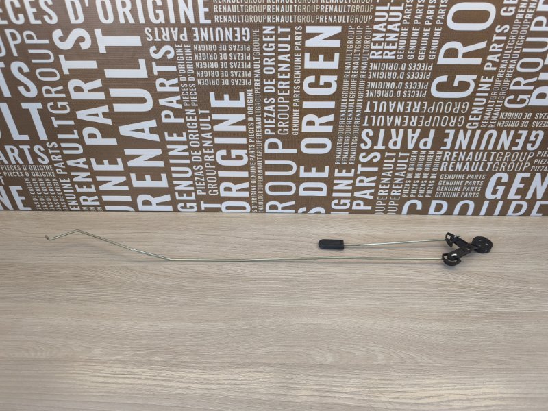 Тяга замка двери