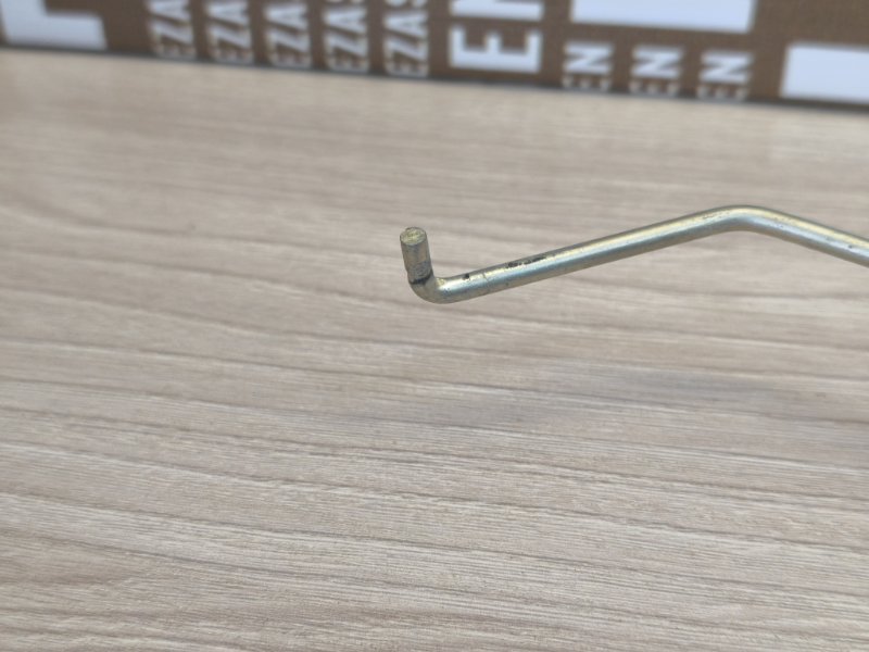 Тяга замка двери