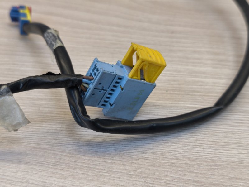 Проводка бардачка