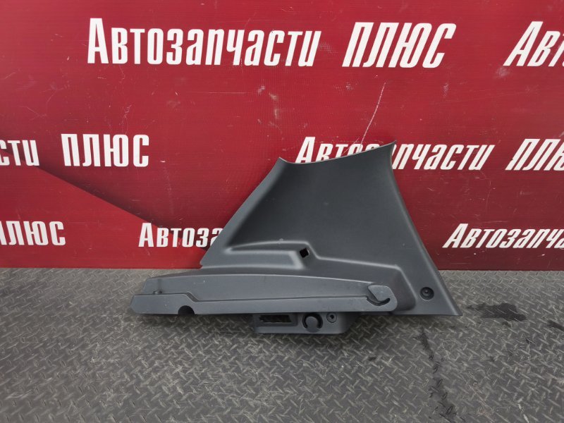 Держатель задней полки