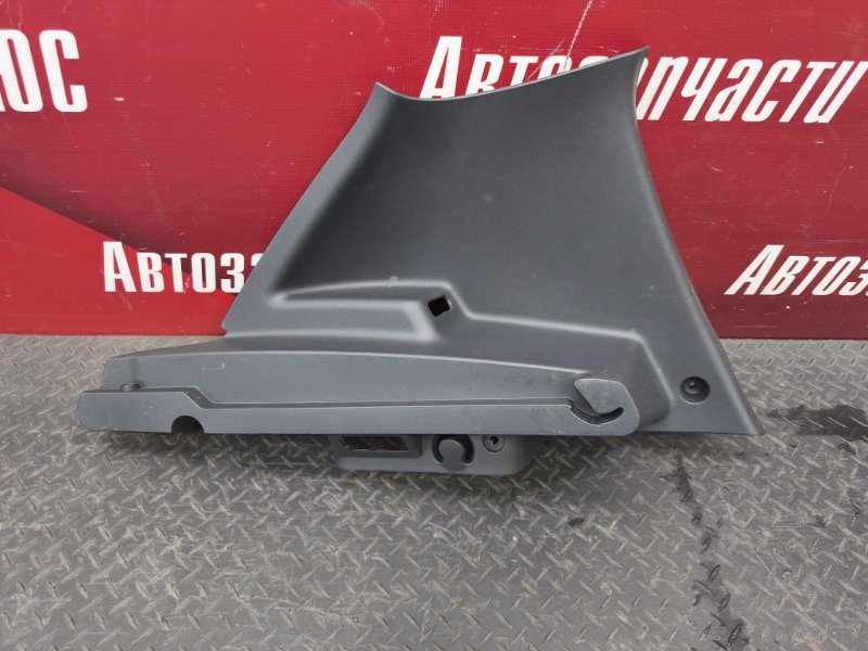 Держатель задней полки