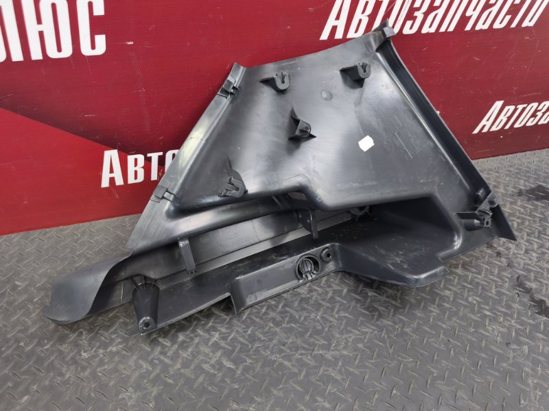 Держатель задней полки