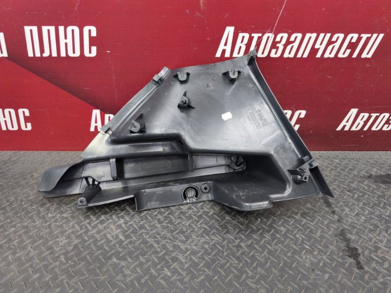 Держатель задней полки