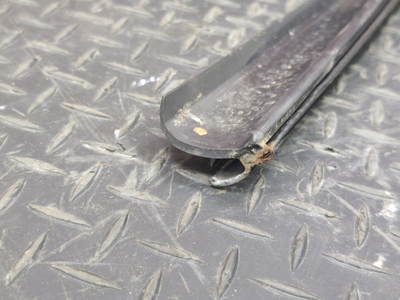 Уплотнительная резинка крыши