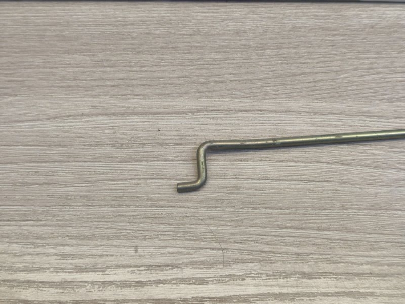 Тяга замка двери