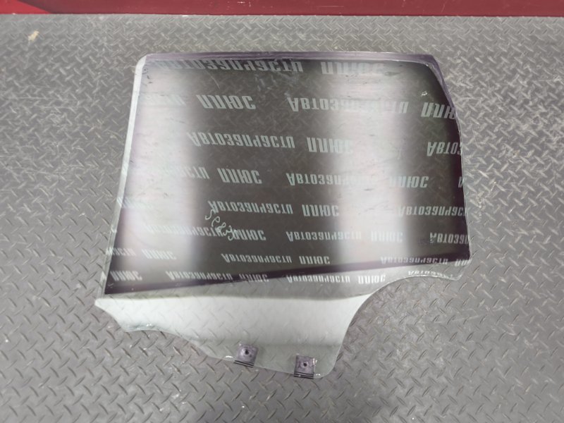 Стекло двери