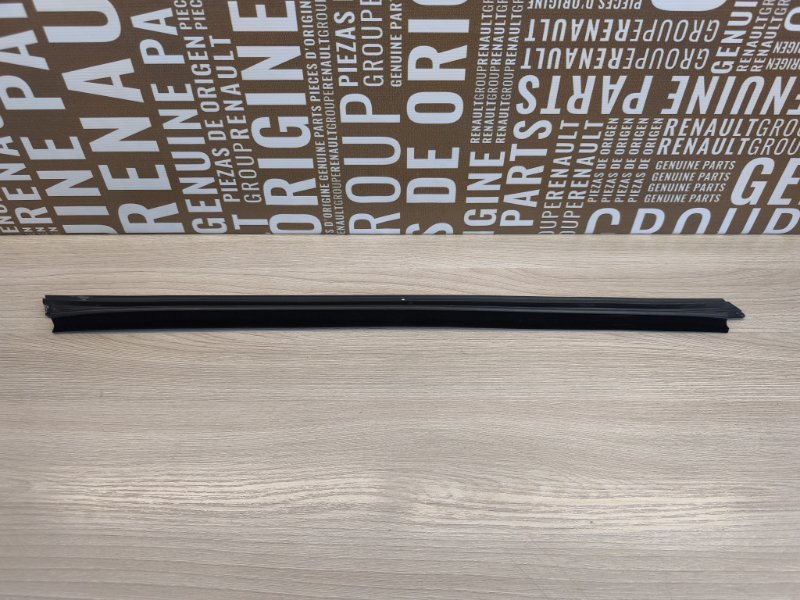 Уплотнитель стекла двери внутренний