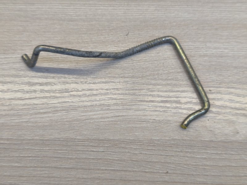 Тяга замка двери