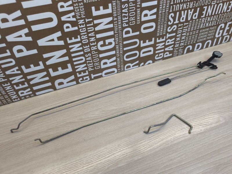 Тяга замка двери