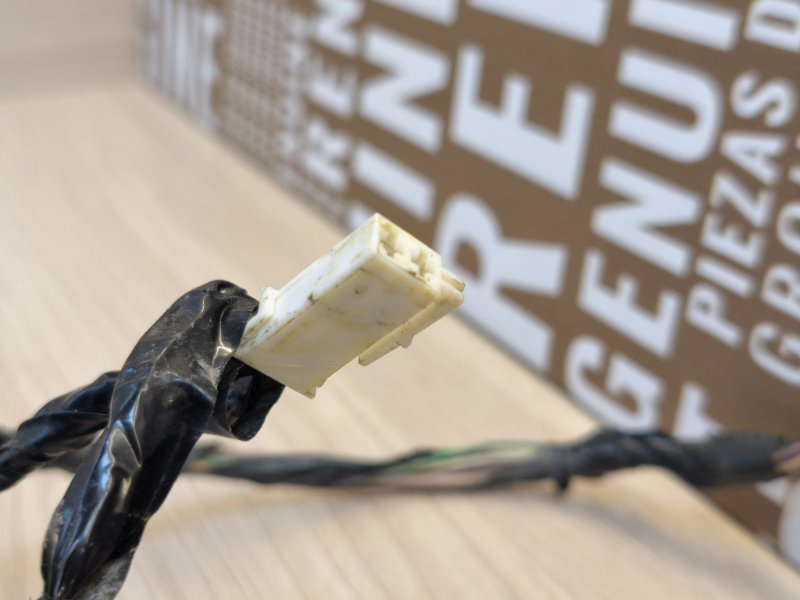 Проводка двери