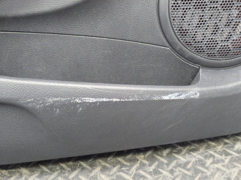 Обшивка боковой двери