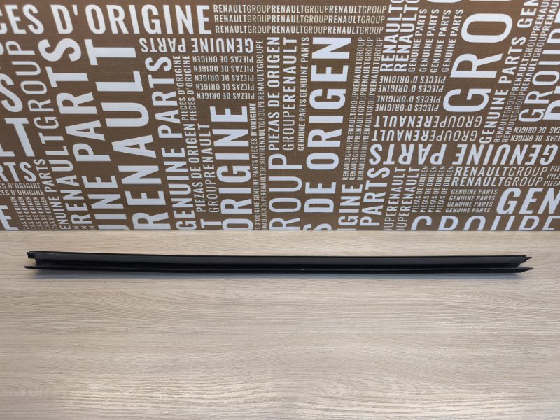 Уплотнитель стекла двери внутренний