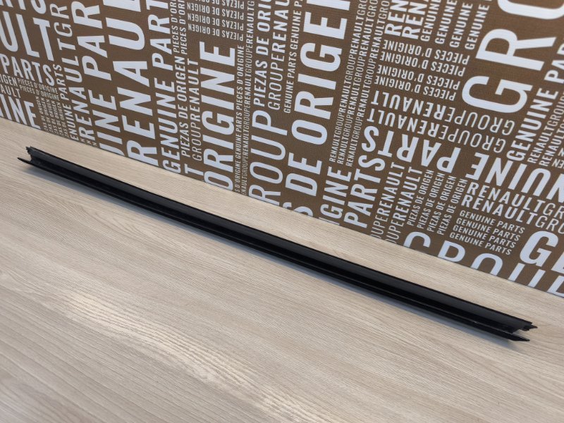 Уплотнитель стекла двери внутренний