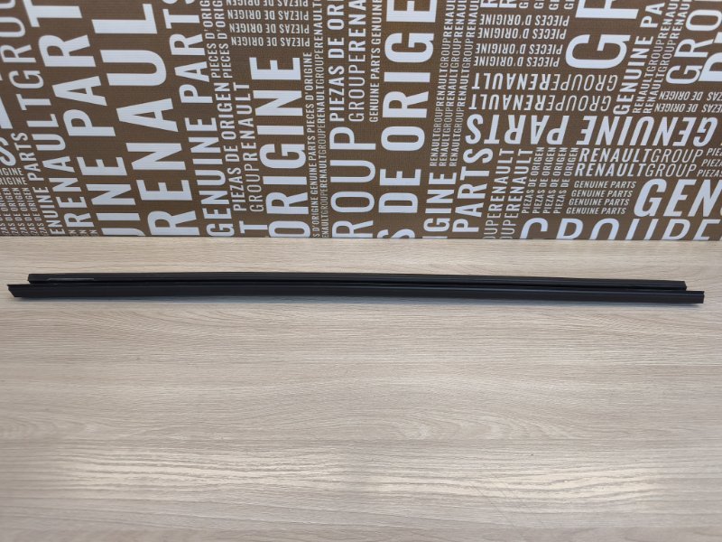 Уплотнитель стекла двери внутренний