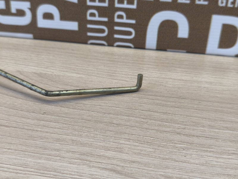 Тяга замка двери