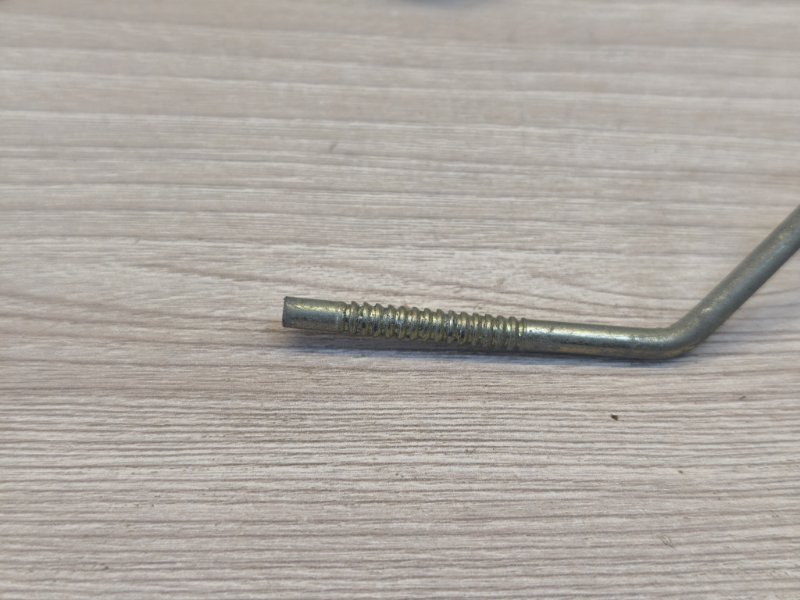 Тяга замка двери