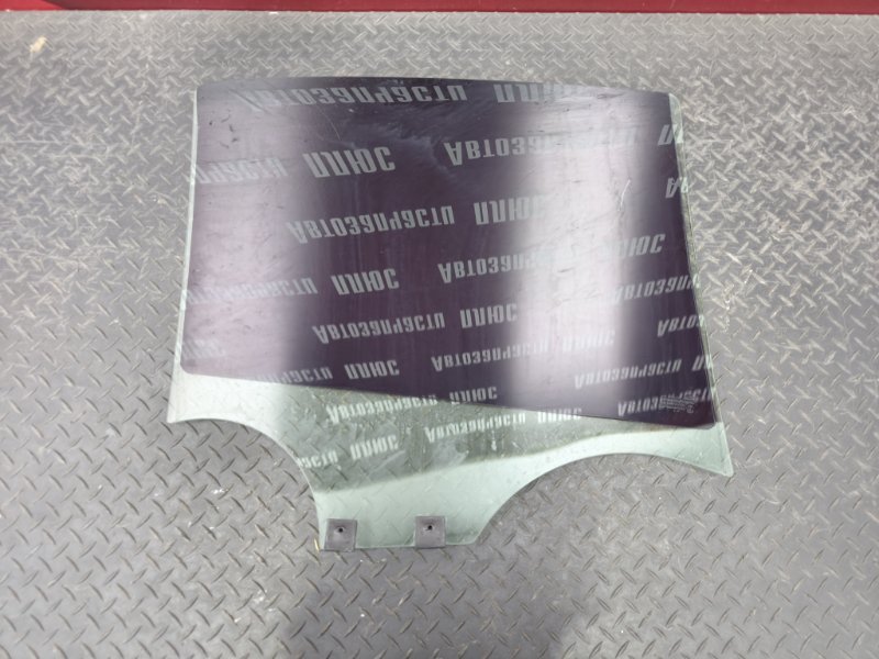 Стекло двери