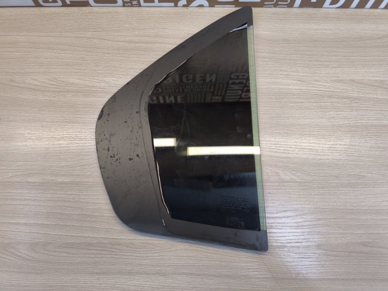 Форточка двери