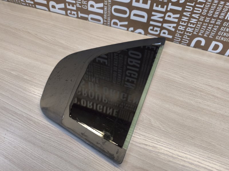 Форточка двери