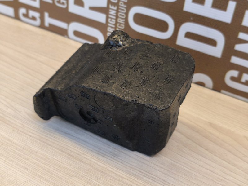 Абсорбер двери