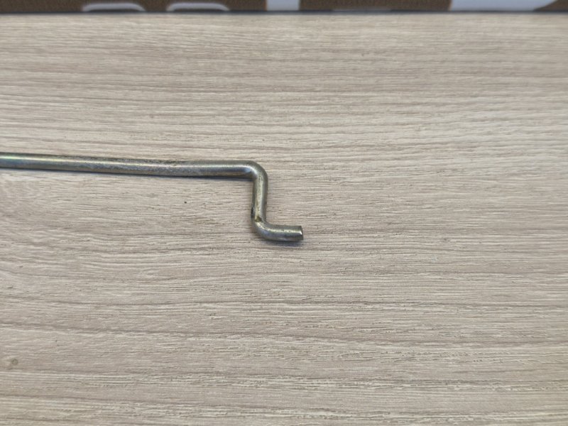 Тяга замка двери