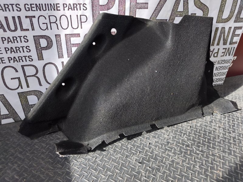 Обшивка багажника