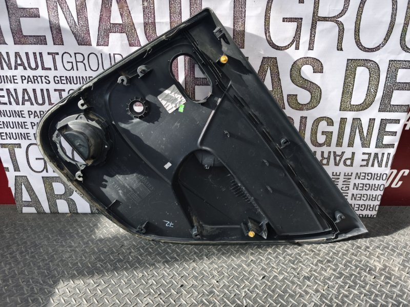 Обшивка боковой двери