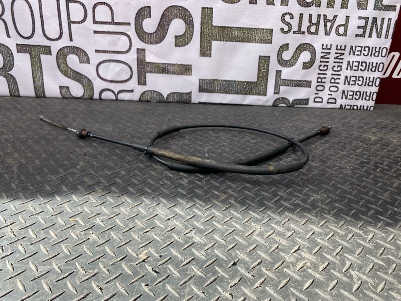 Трос стояночного тормоза