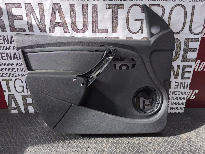 Обшивка боковой двери