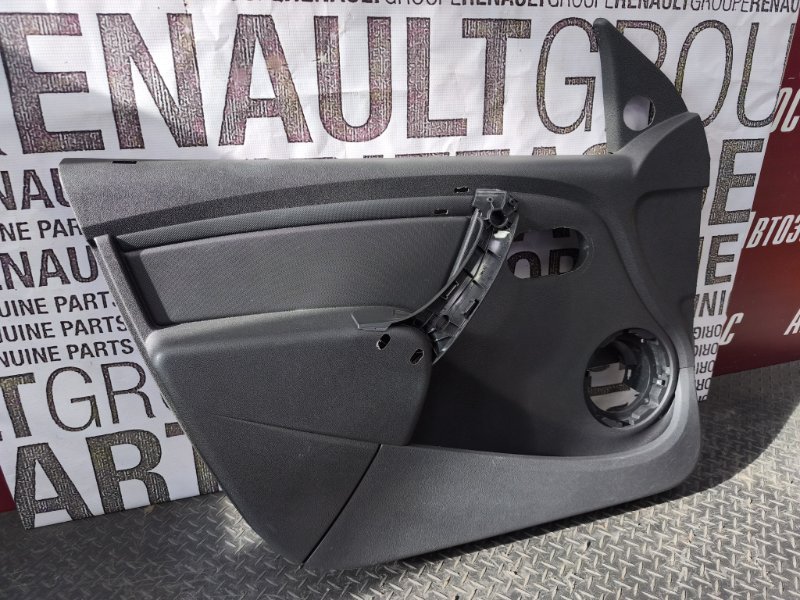 Обшивка боковой двери