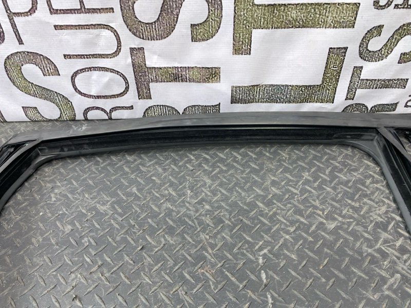 Уплотнитель рамки двери