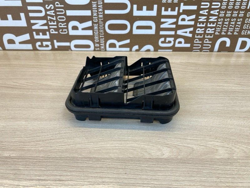 Клапан вентиляции салона