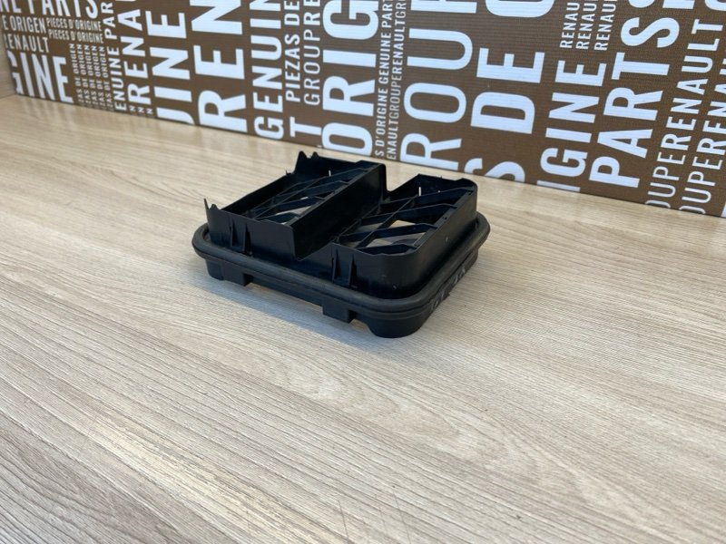 Клапан вентиляции салона