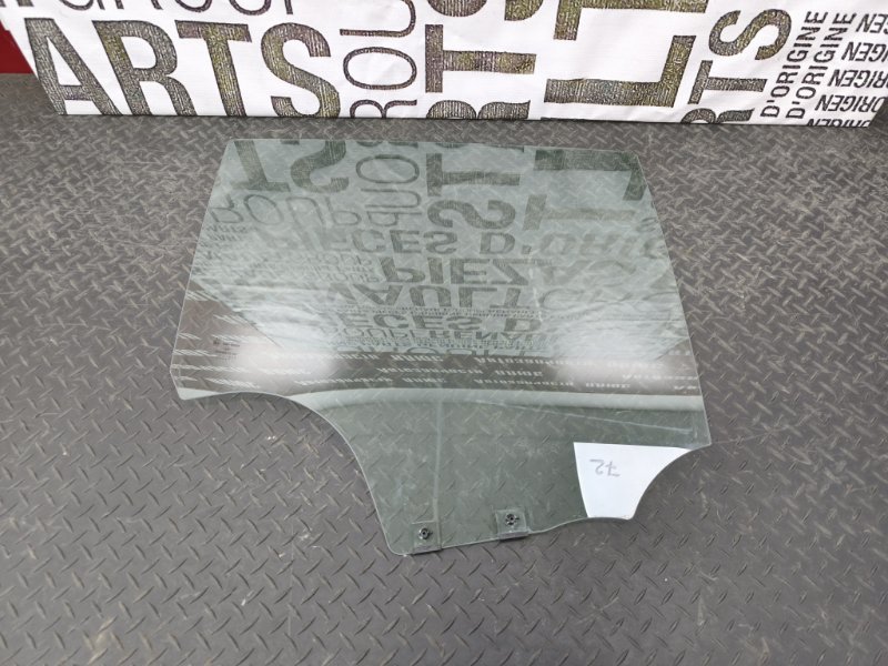 Стекло двери