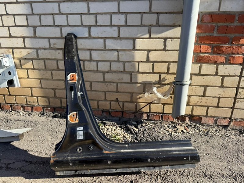 средняя стойка