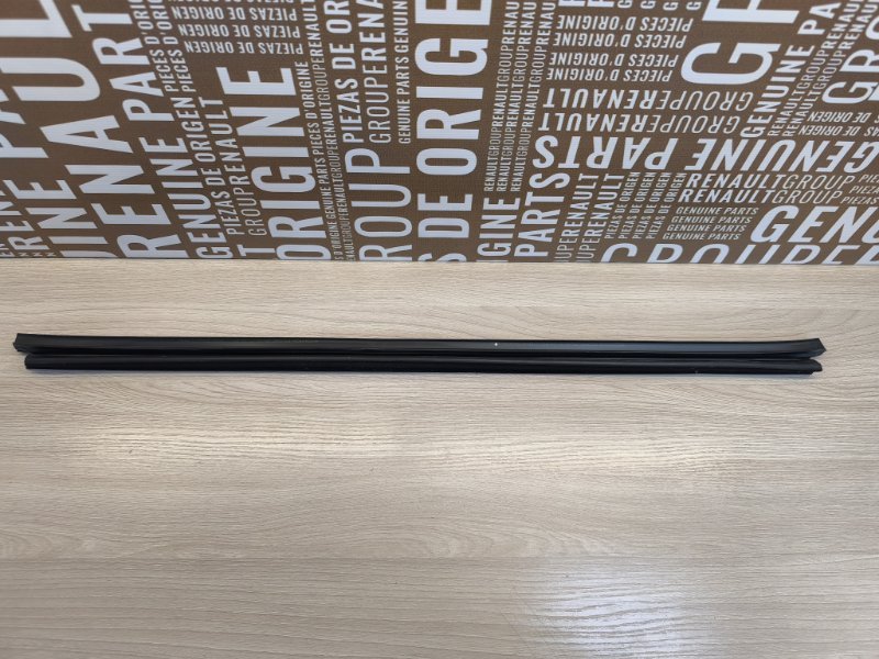 Уплотнитель стекла двери внутренний