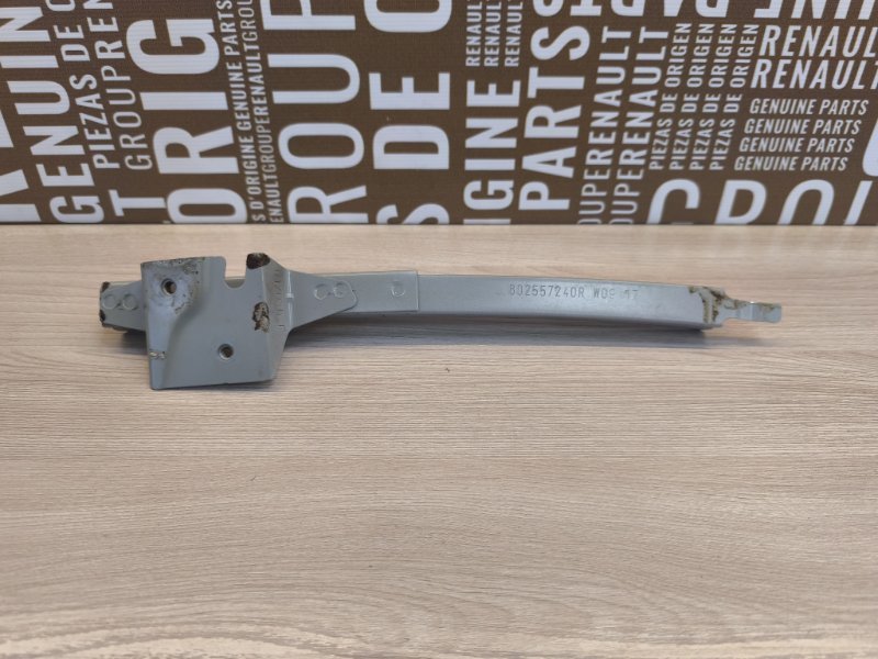 Направляющая стекла     двери