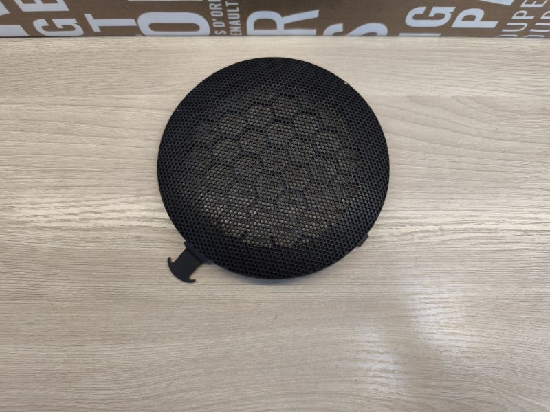 Крышка динамика