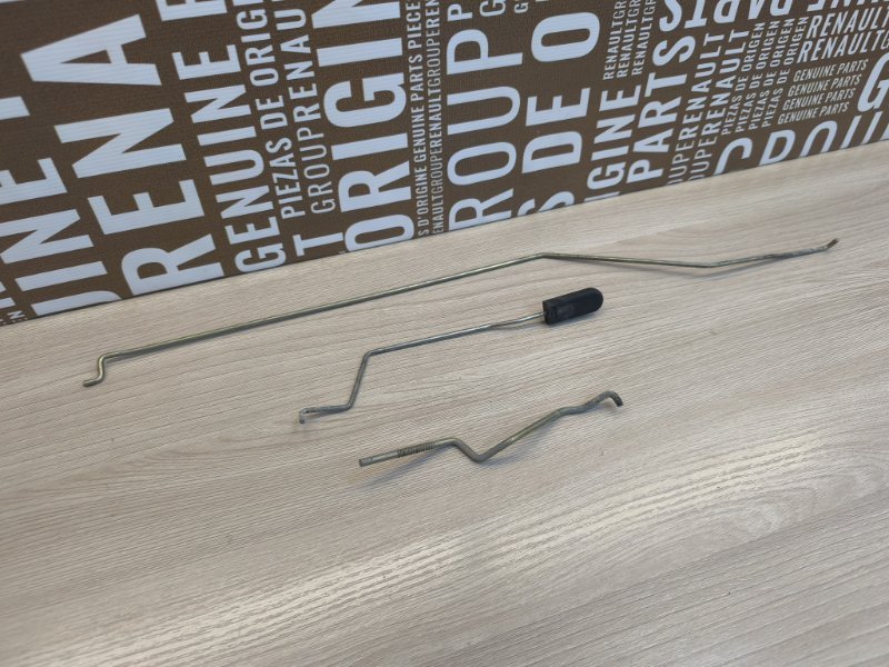 Тяга замка двери